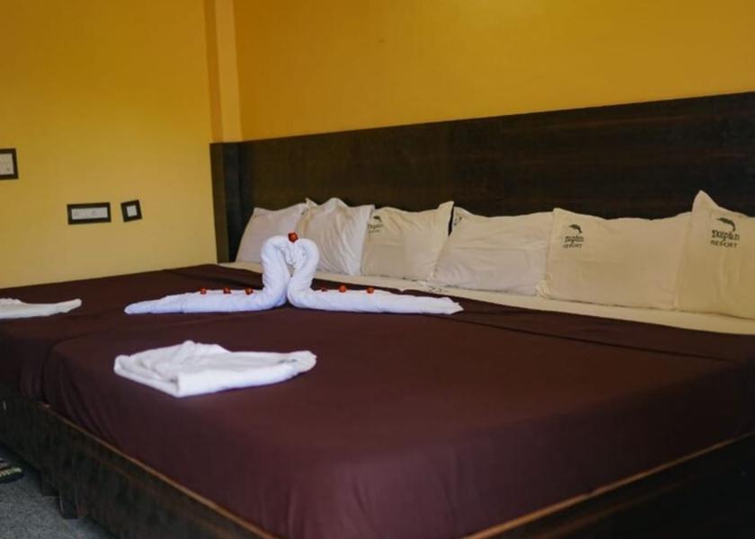 Tamil Nadu Yelagiri COMPACT FIVE ADULT AC ROOM WITH BALCONY
