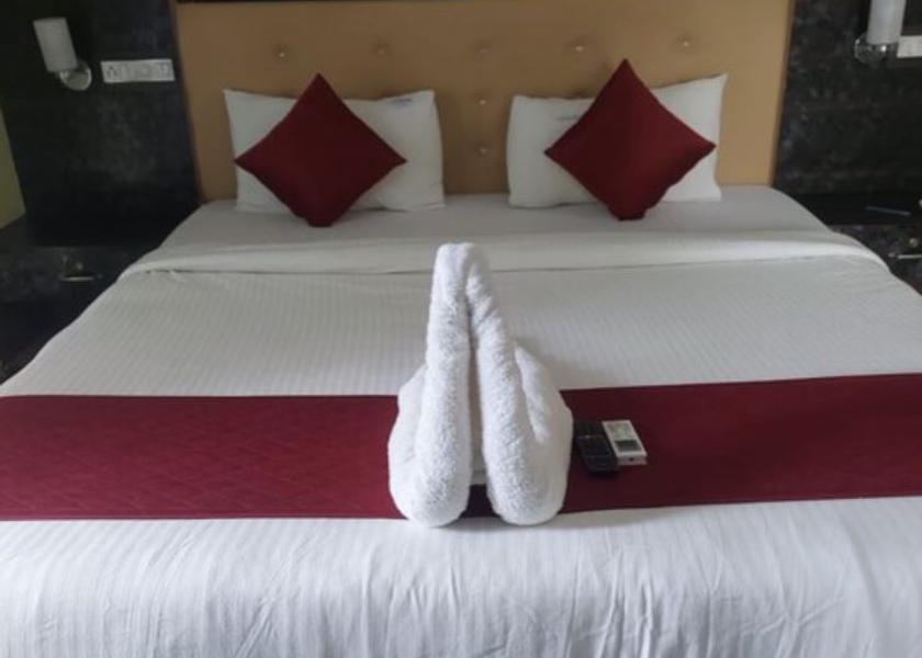Tamil Nadu Yelagiri QUEEN SUITE BALCONY WITH AC ROOM