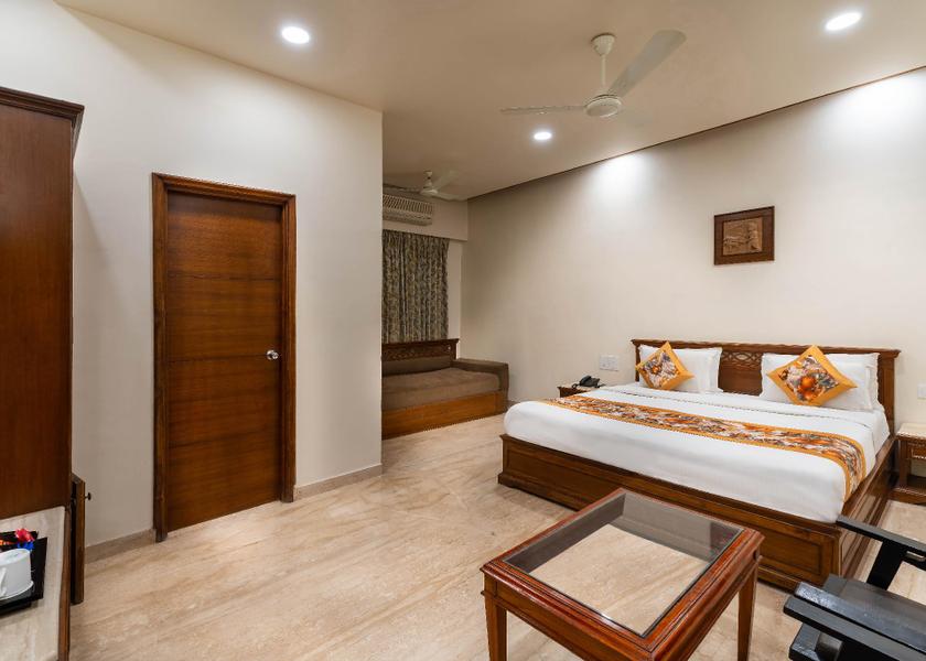 Rajasthan Mount Abu Deluxe No View