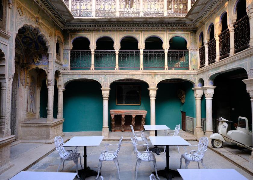 Rajasthan Nawalgarh interior view