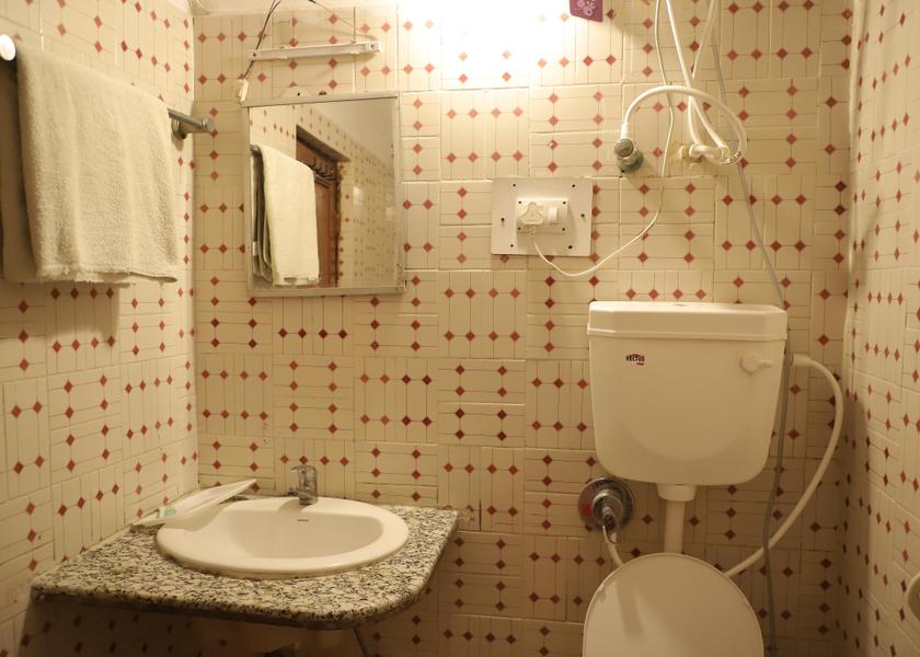 Madhya Pradesh Khajuraho DELUXE  ROOM