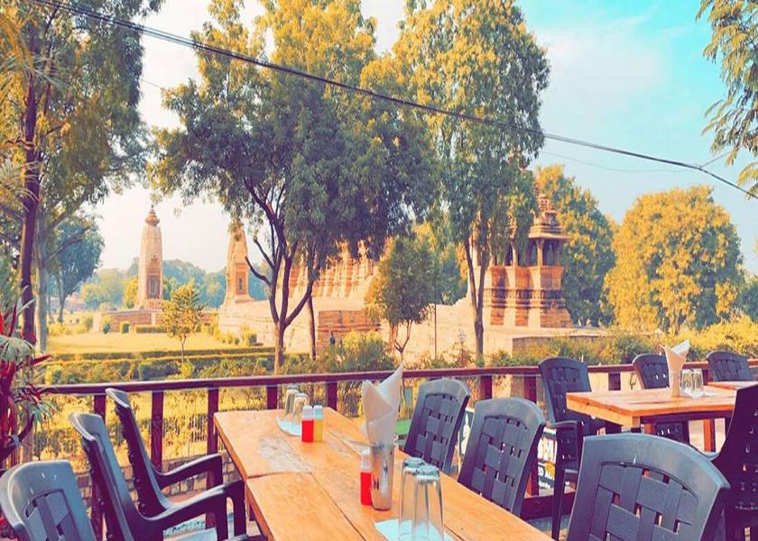 Madhya Pradesh Khajuraho Hotel Exterior