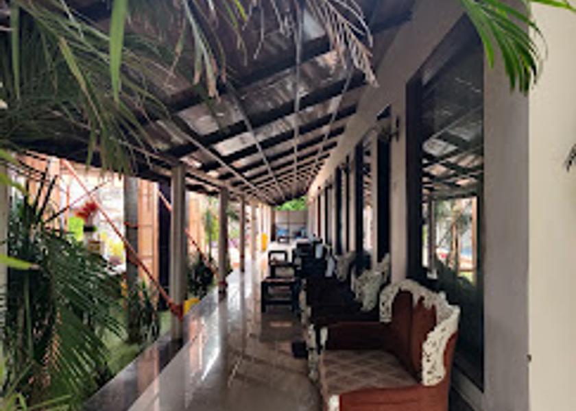Maharashtra Nashik Cedar Premium Room