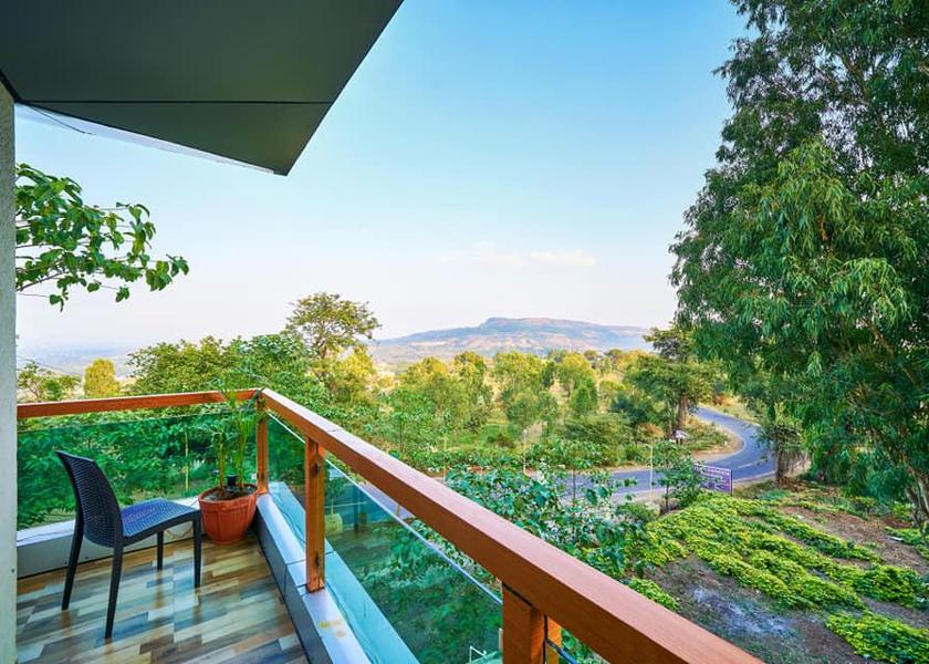 Maharashtra Panhala Royal Balcony View Room