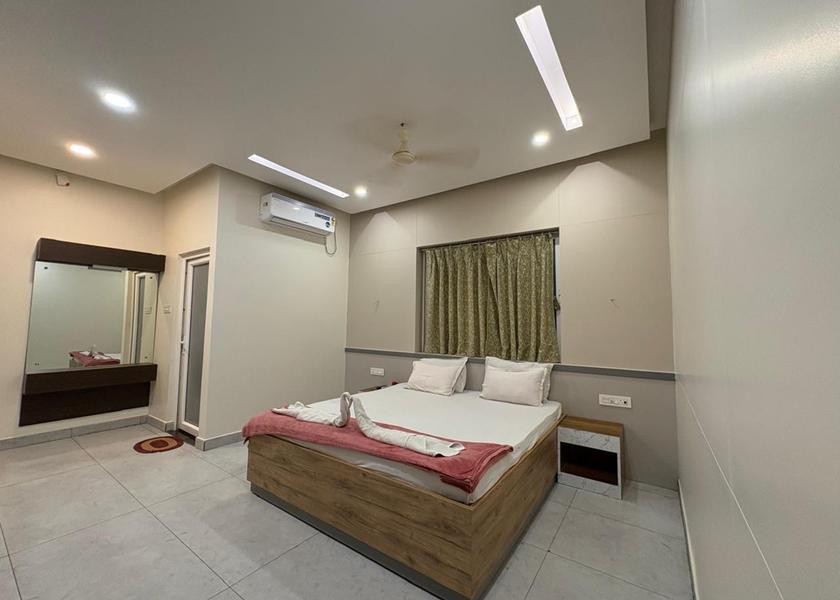 Odisha Puri Super Deluxe Room