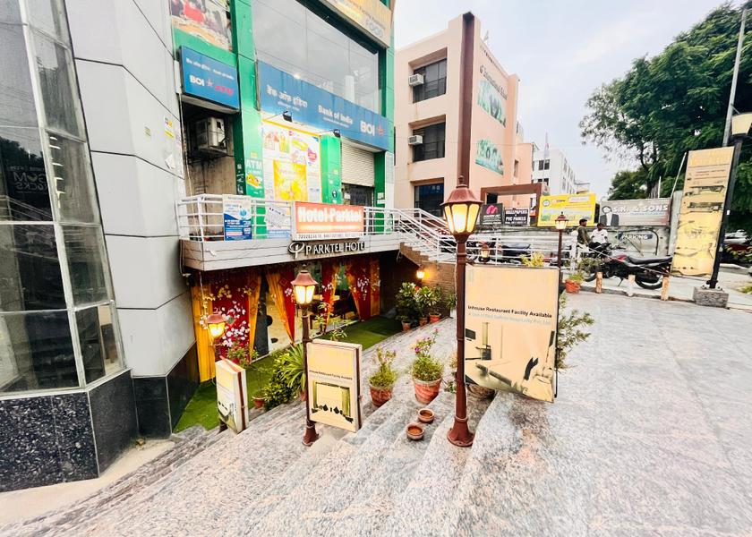 Uttar Pradesh Ghaziabad exterior view