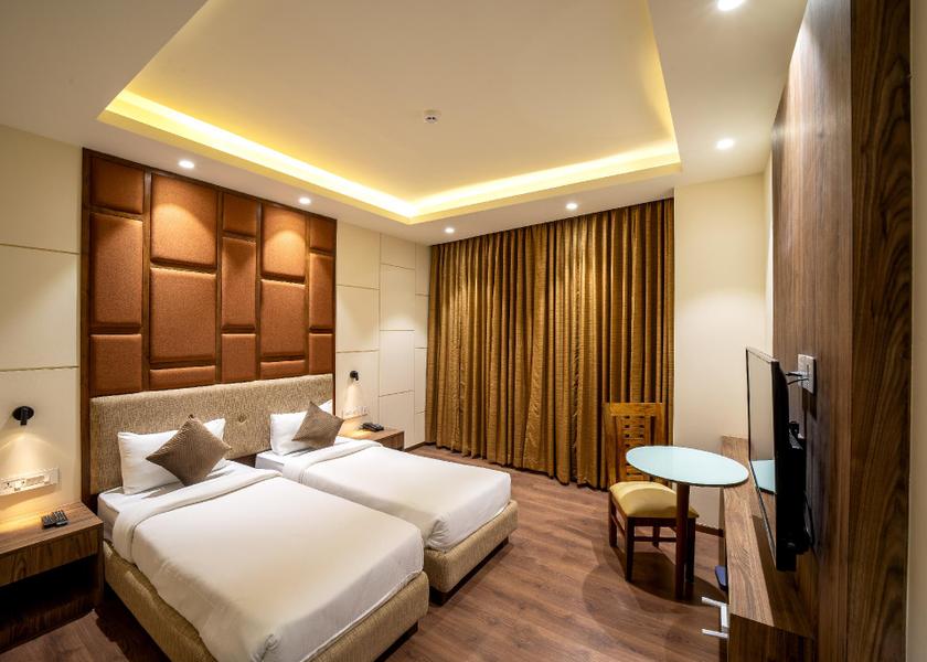 Maharashtra Navi Mumbai Executive Twin Bed Room