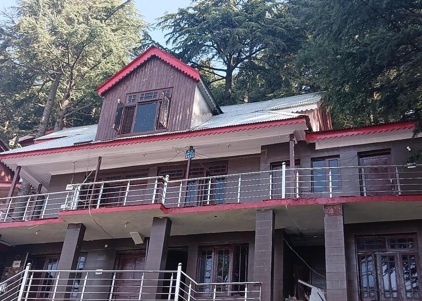 Jammu and Kashmir Patnitop exterior view