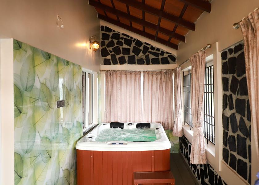 Tamil Nadu Yercaud Suite Room with a Jacuzzi