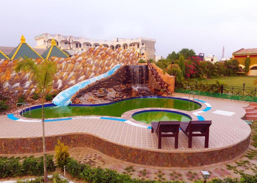 Uttarakhand Ramnagar swimming pool