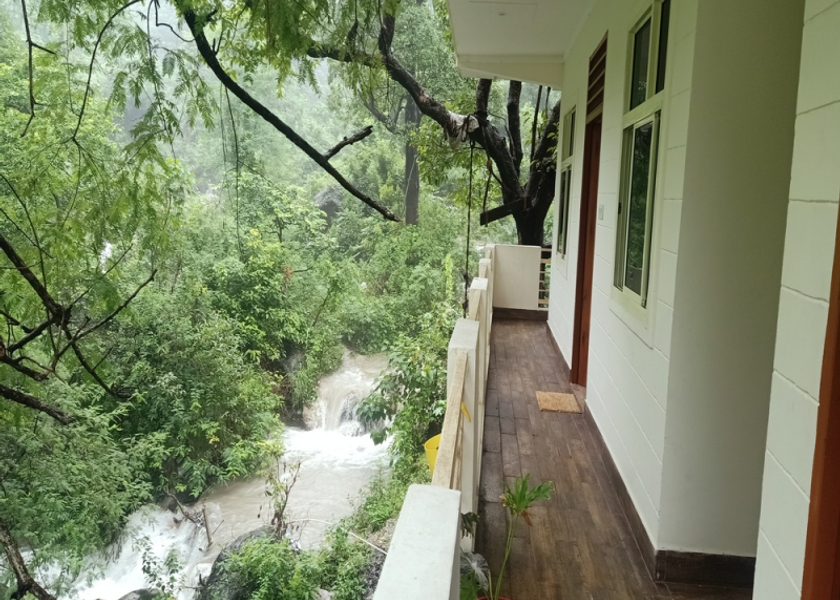 Uttarakhand Narendranagar Hotel View
