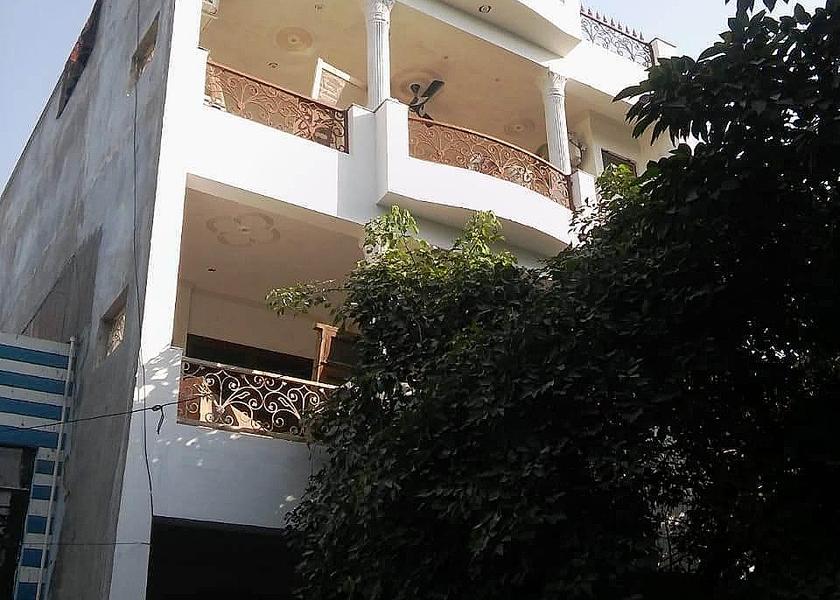 Uttar Pradesh Agra exterior view