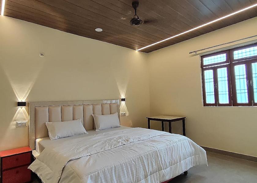 Uttar Pradesh Agra Deluxe Room with Air Conditioning