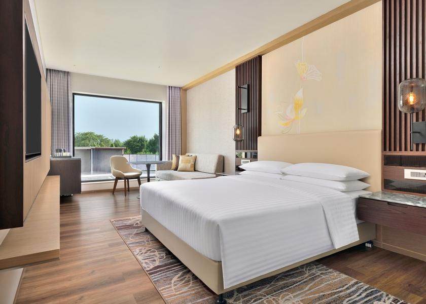 Uttar Pradesh Gorakhpur Deluxe King Room - Pool View
