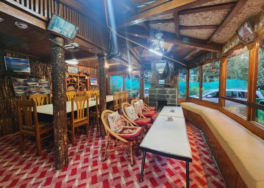 Jammu and Kashmir Pahalgam Public Areas