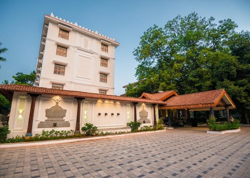 Tamil Nadu Thanjavur Front of property