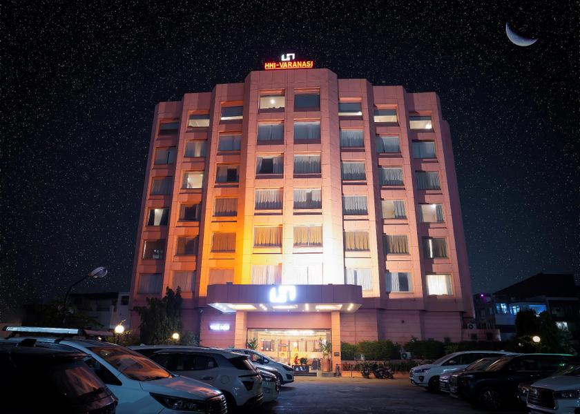 Uttar Pradesh Varanasi exterior view