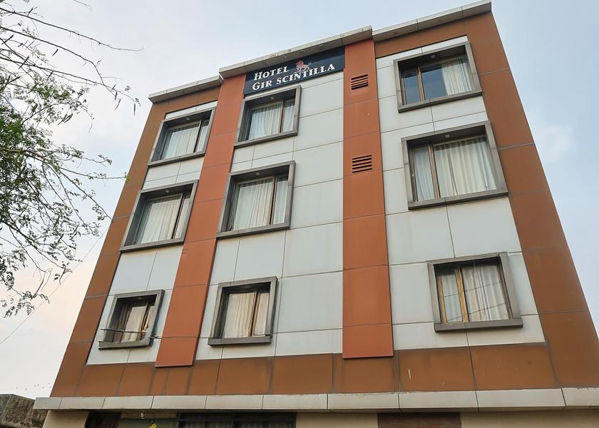 Gujarat Sasan Gir Hotel Exterior