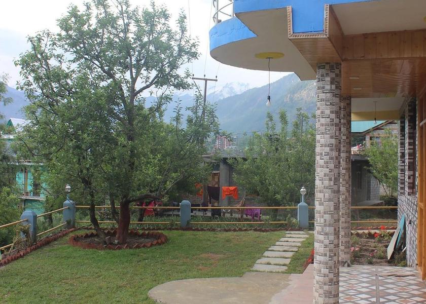 Himachal Pradesh Manali garden