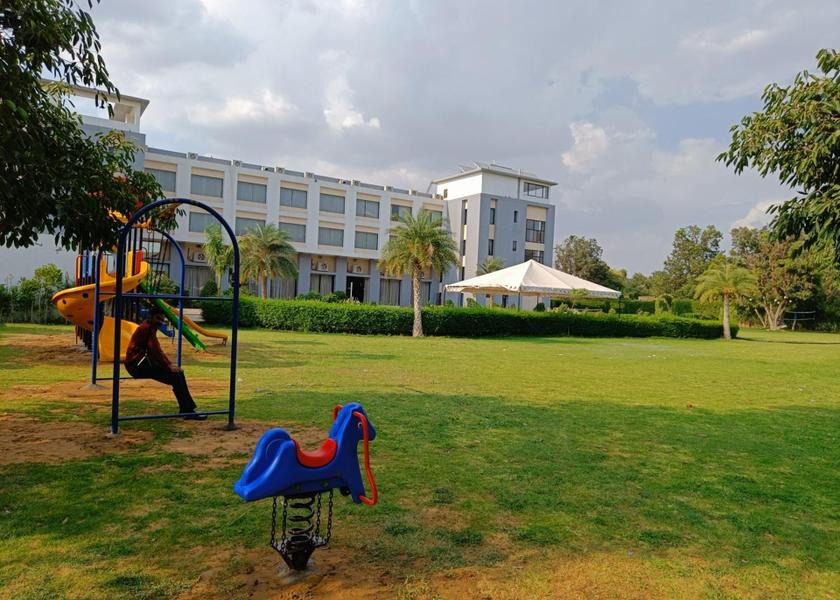 Rajasthan Pushkar playground