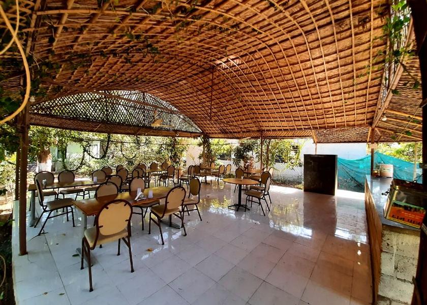 Gujarat Sasan Gir Food & Dining