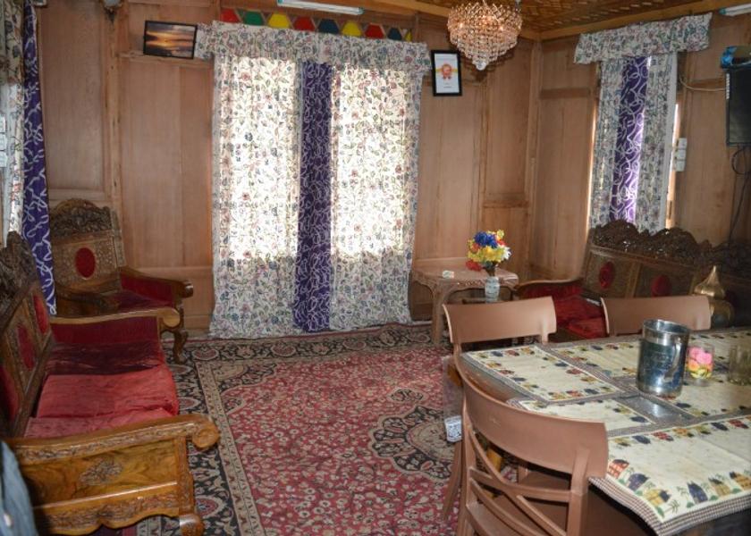 Jammu and Kashmir Srinagar 1025
