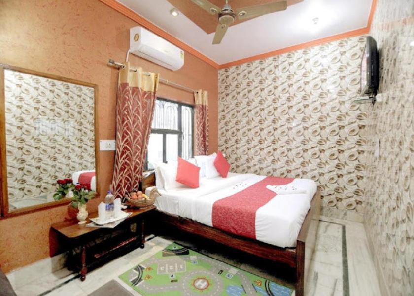 Uttar Pradesh Agra bedroom