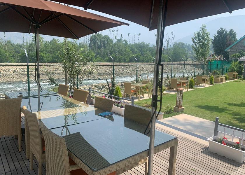 Jammu and Kashmir Srinagar bar/lounge