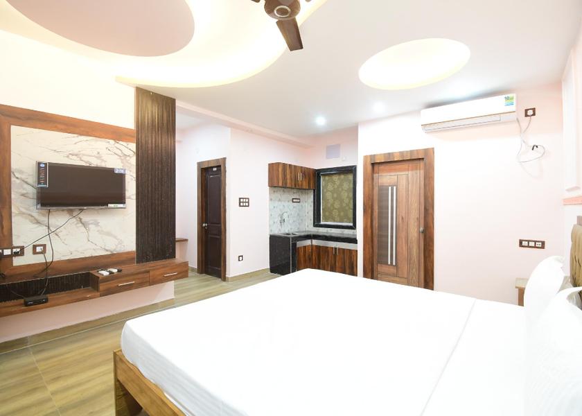 Odisha Bhubaneswar Deluxe Double Room with Balcony