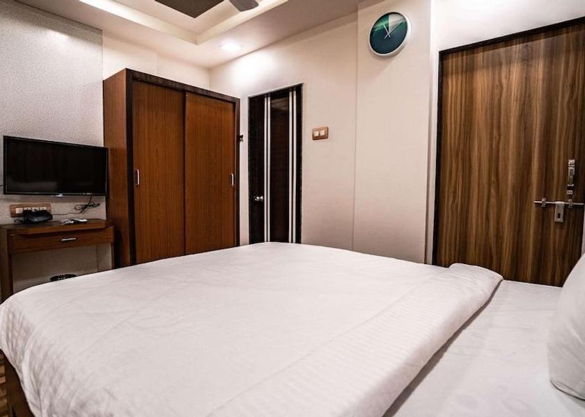 Maharashtra Igatpuri Luxury Suite, Terrace (Private Jacuzzi)