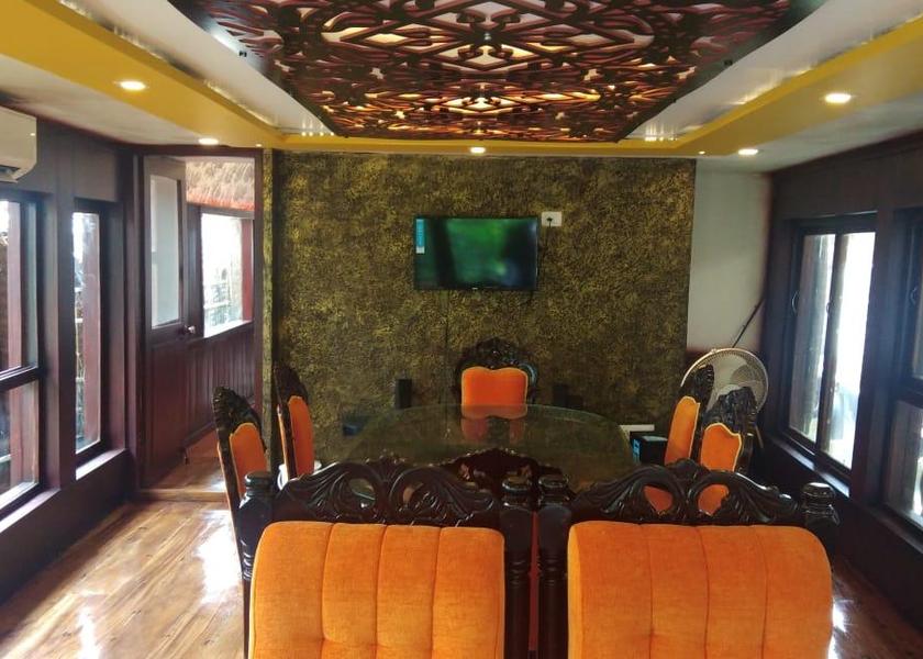 Kerala Alleppey lobby