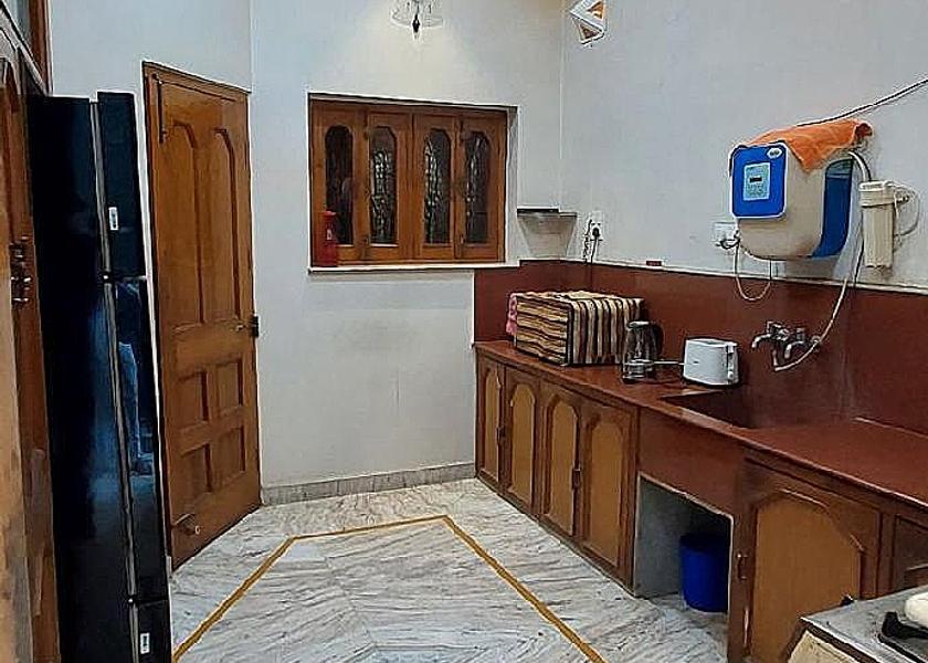 Uttar Pradesh Varanasi kitchen