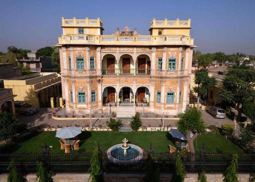 Rajasthan Nawalgarh exterior view