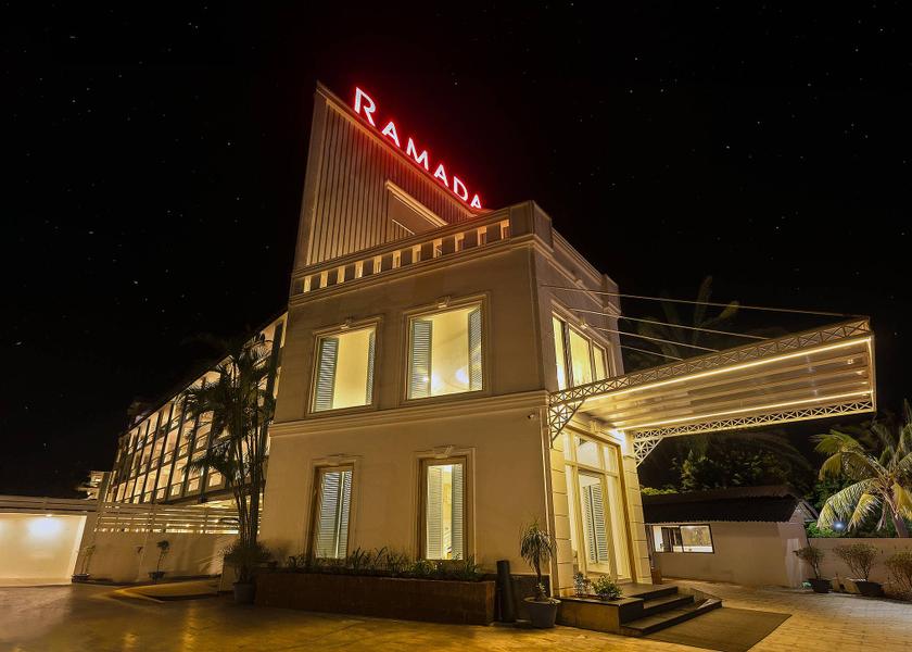 Goa Arpora Hotel Exterior