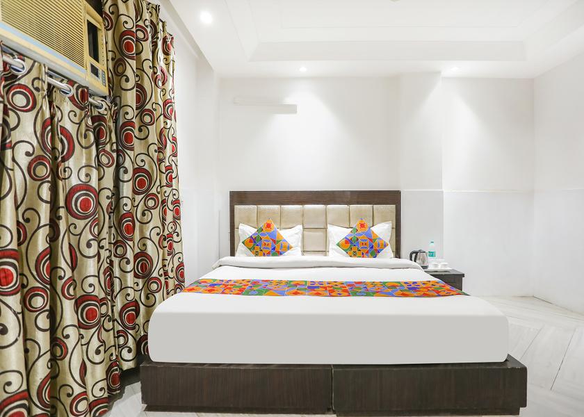 Delhi Delhi Deluxe Room