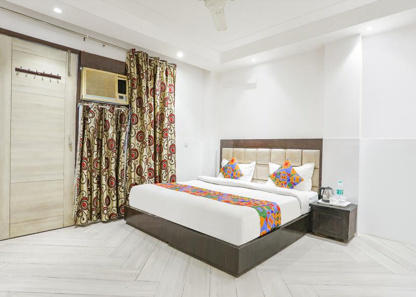 Delhi Delhi Deluxe Room