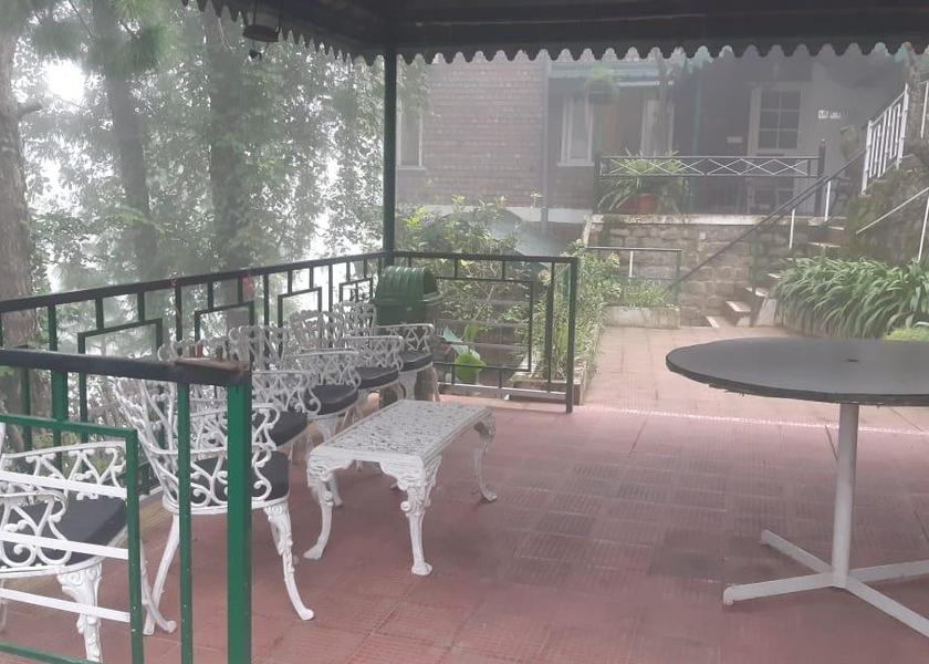 Himachal Pradesh Kasauli balcony/terrace