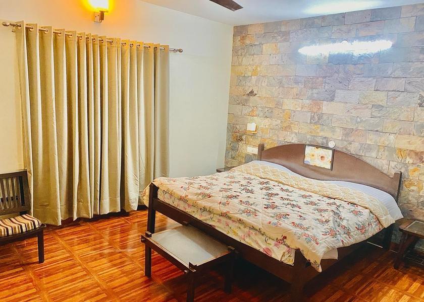 Himachal Pradesh Kasauli Deluxe