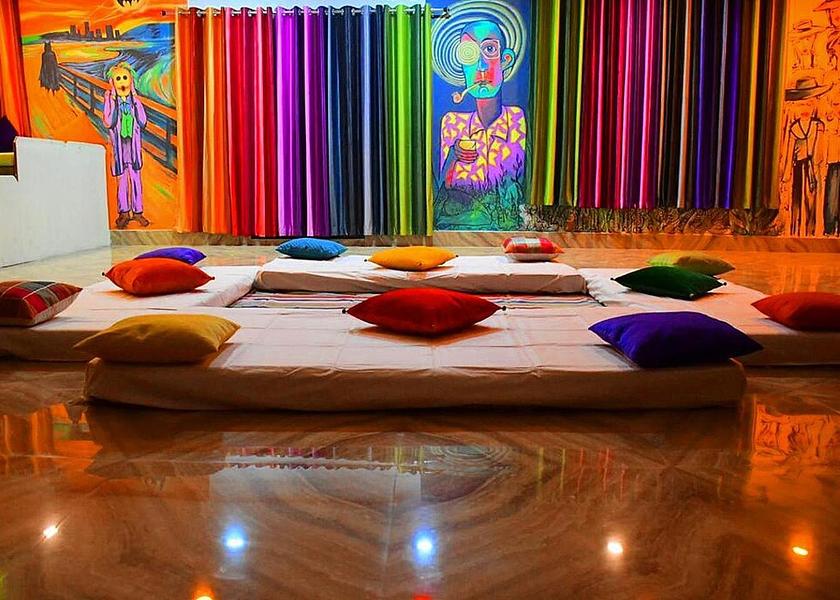 Uttar Pradesh Varanasi Public Areas