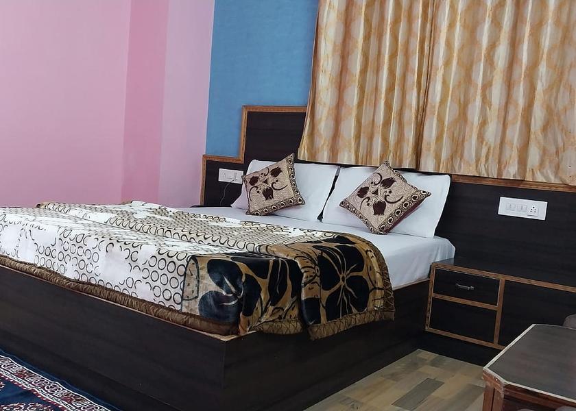Himachal Pradesh Shimla Deluxe Double Room