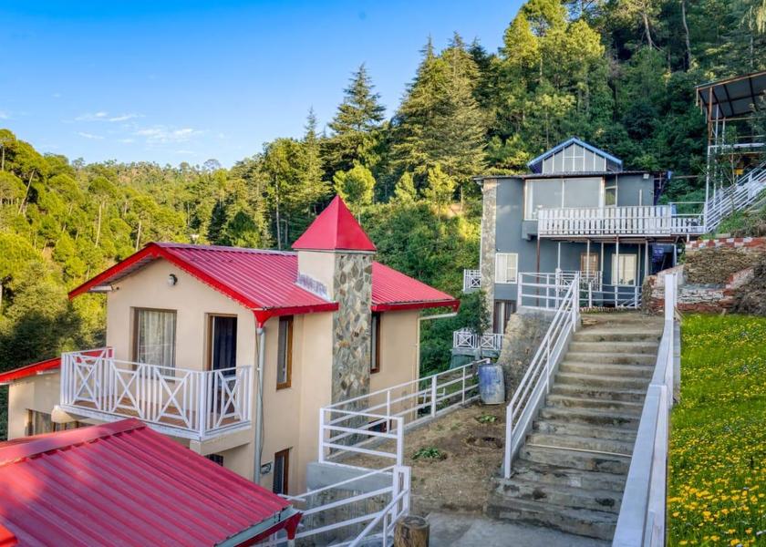 Uttarakhand Kausani exterior view