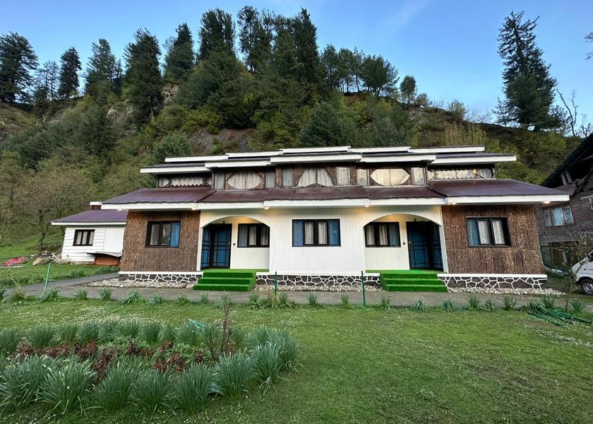 Jammu and Kashmir Pahalgam exterior view