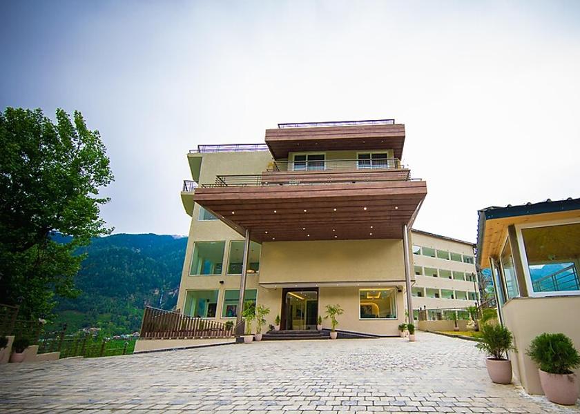 Himachal Pradesh Manali Hotel Exterior