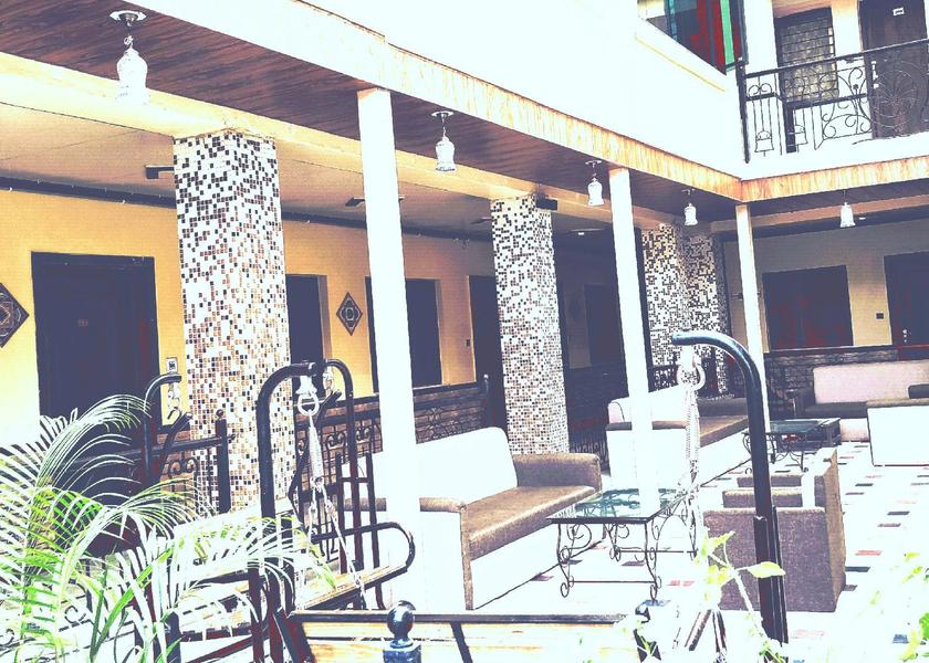 Rajasthan Mount Abu lobby