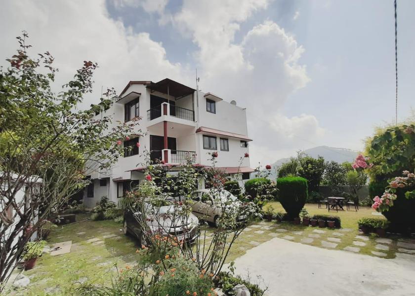 Uttarakhand Bhimtal Hotel Exterior