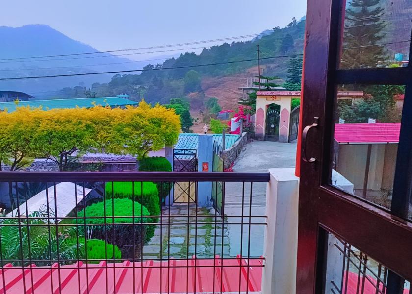 Uttarakhand Bhimtal Hotel View