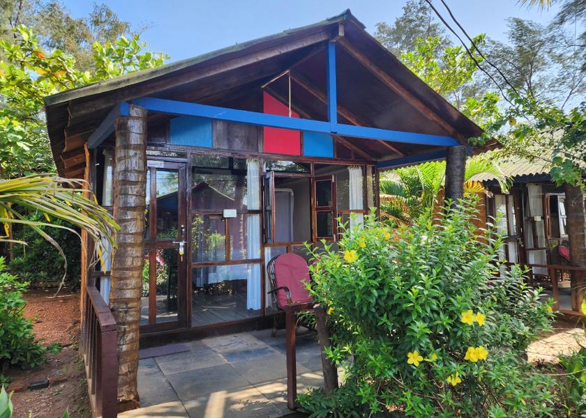 Goa Poingunin balcony/terrace