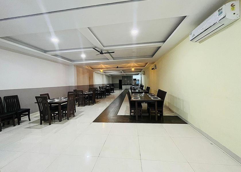 Madhya Pradesh Indore Food & Dining