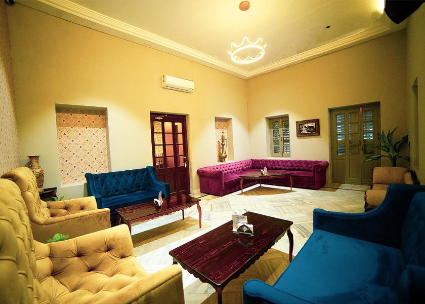 Uttar Pradesh Varanasi bar/lounge