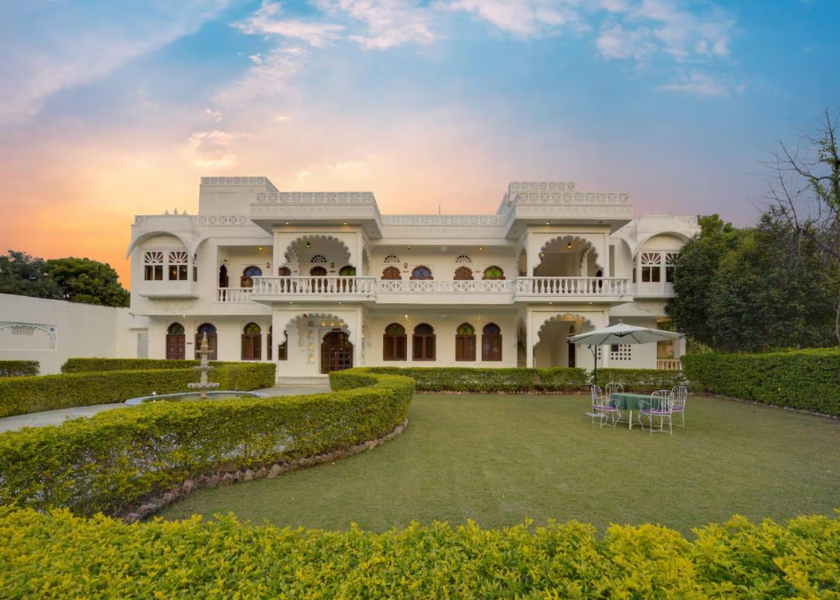 Rajasthan Udaipur Hotel Exterior